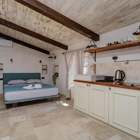 Casa Di Mino Old Town Apartment *